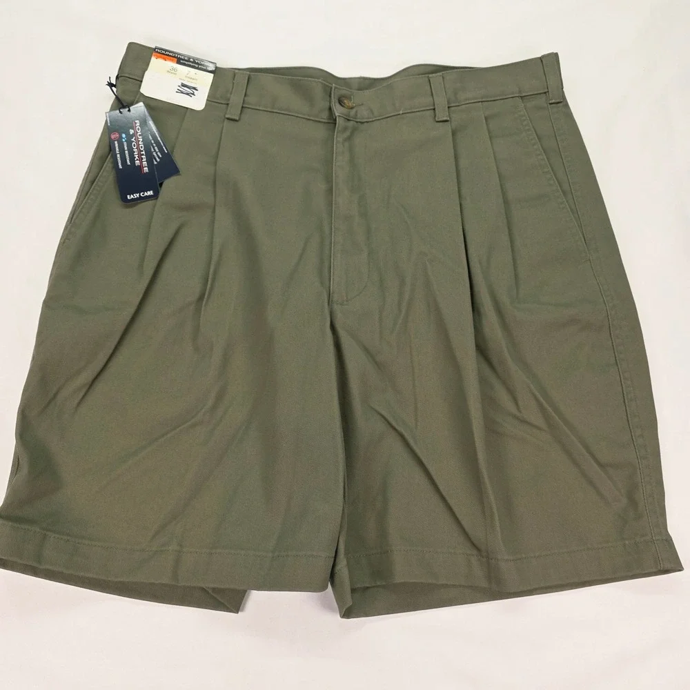 Roundtree & Yorke Men 36 Pleated Easy Care Twill Shorts Olive Green 7 Inseam NWT